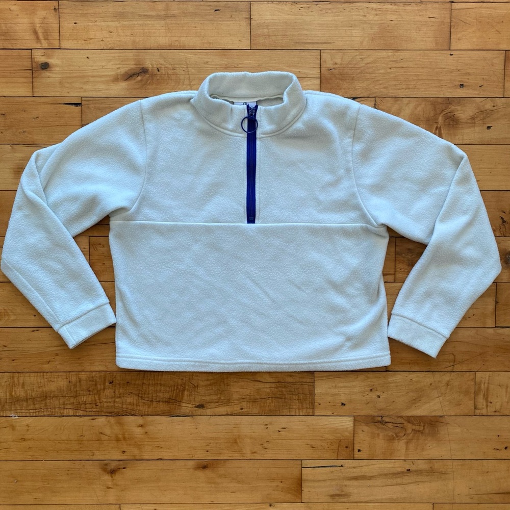 🤍 Cute Women's White Quarter-Zip Fleece Pullover - Size Medium